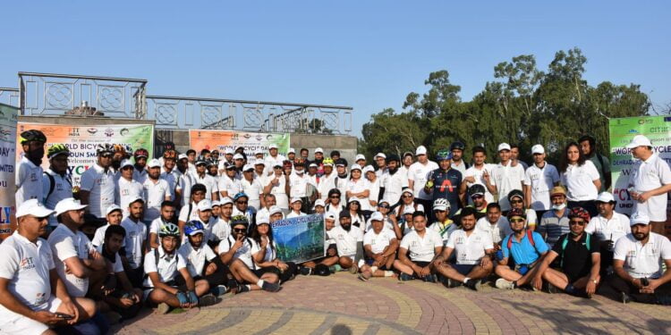 साइकिल रैली का मकसद : मोटर वाहनों का कम प्रयोग  कर पर्यावरण को स्वच्छ- सुन्दर रखा जा सके।