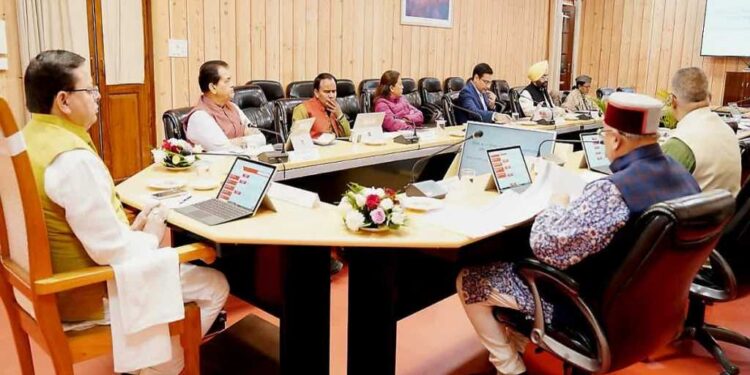 बड़ी खबर: पूर्व विधायकों की बल्ले बल्ले पेंशन में बढ़ोतरी पर धामी कैबिनेट की मुहर, जानिए अन्य फैसले।