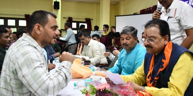 सेवा पखवाड़ा के जनसेवा शिविरों में प्रदेशभर में 2,366 से अधिक नागरिक हुए लाभान्वित, शासन पहुंचा गांव-गांव
