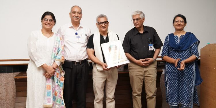 श्री महंत इन्दिरेश अस्पताल में नेशनल प्लास्टिक सर्जरी दिवस पर विशेषज्ञों ने साझा किए वैश्विक शोध व नवीन तकनीकी