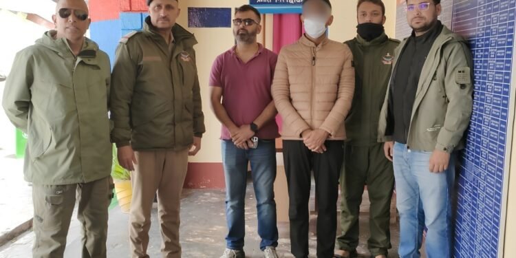 श्री बद्रीनाथ धाम में वित्तीय अनियमितता मामले में SIT जांच के बाद मंदिर समिति का कार्मिक प्रमोद नौटियाल देहरादून से गिरफ्तार