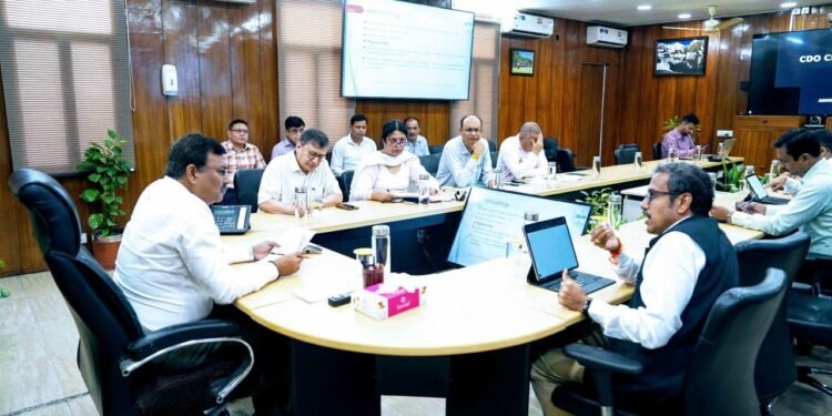 मुख्य सचिव ने ली प्रदेश में इको-टूरिज्म गतिविधियों को बढ़ाए जाने को लेकर बैठक