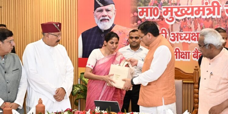 कांवड़ यात्रा के सुरक्षित, सुव्यवस्थित एवं सफल आयोजन के लिए सभी तैयारियां समय से पूर्ण करें: मुख्यमंत्री