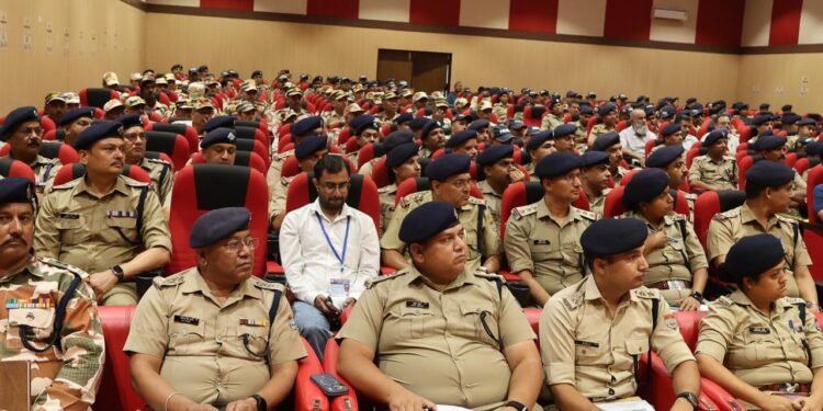 कांवड़ मेले के दौरान सभी सोशल मीडिया प्लेटफार्म पर सतर्क नजर