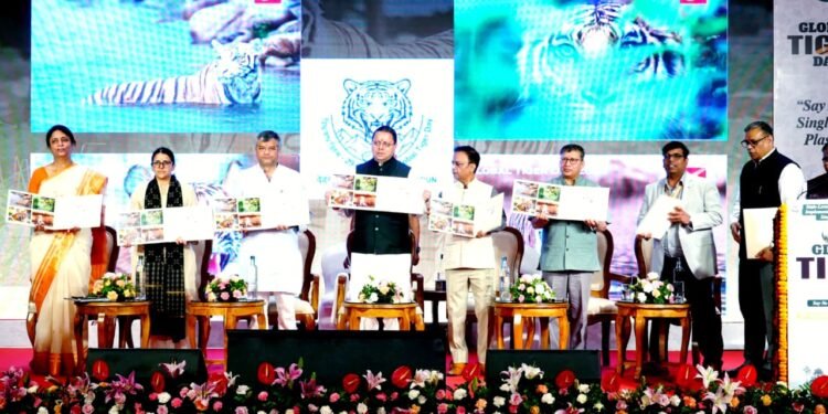 सिंगल-यूज़ प्लास्टिक के विरुद्ध जनभागीदारी से चलाना होगा प्रभावी अभियान : मुख्यमंत्री