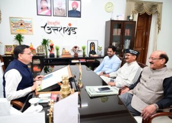 मुख्यमंत्री  पुष्कर सिंह धामी से स्वास्थ्य मंत्री  सुबोध उनियाल एवं विधायक किशोर उपाध्याय ने की भेंट