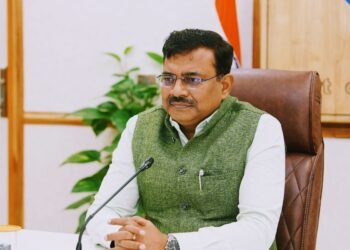 प्रदेश में आधारभूत संरचनाओं के विकास पर फोकस किए जाने के निर्देश