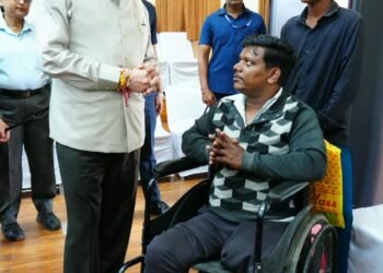 मुख्यमंत्री ने मुख्य सेवक सदन में सुनी जनसमस्याएं