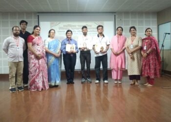 देशभक्ति के गीतों से गूंजाश्री गुरु राम राय विश्वविद्यालय