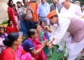 देवीधुरा में फलों-फूलों से बरसी बग्वाल, ऐतिहासिक पाषाण युद्ध के साक्षी बने लाखों श्रद्धालु