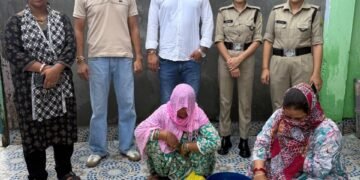 आबकारी विभाग की छापेमारी, तीन महिलाओं के घरों से कच्ची शराब बरामद