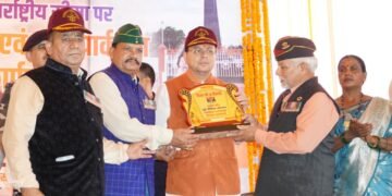 नेपाल-भारत सीमा पर स्थापित शहीद स्मारक देश सेवा, त्याग और बलिदान का प्रतीक: मुख्यमंत्री