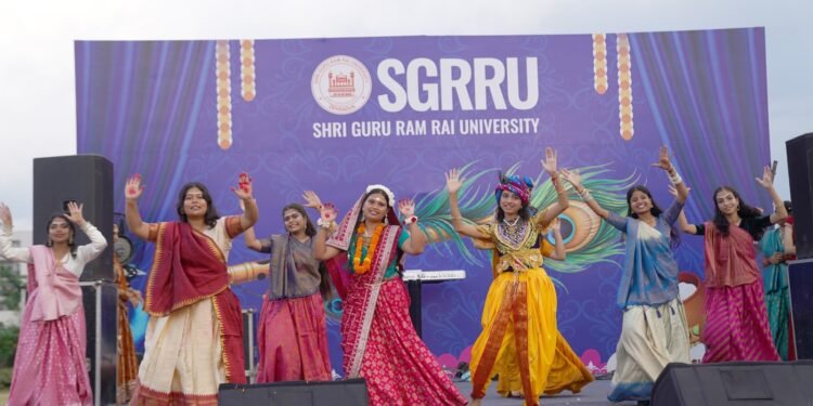 श्री गुरु राम राय विश्वविद्यालय में श्रीकृष्ण जन्मोत्सव की धूम