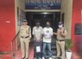 घर से चुराए सोने चांदी के जेवर, दो गिरफ्तार
