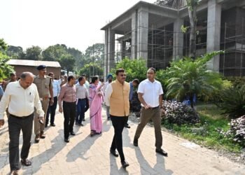कुंभ मेला-2027 की तैयारियों को लेकर मुख्य सचिव ने निर्माण स्थलों का किया स्थलीय निरीक्षण