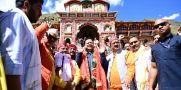 श्री बदरीनाथ धाम में मुख्यमंत्री ने की पूजा-अर्चना, मास्टर प्लान के कार्यों का लिया जायजा
