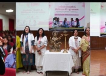 हेल्थ मंत्र से सशक्त हुईं श्री गुरुराम राय विश्वविद्यालय में छात्राएं