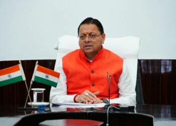 मुख्यमंत्री पुष्कर सिंह धामी ने&nbsp; राज्य आंदोलन के अमर शहीदों को श्रद्धांजलि अर्पित की