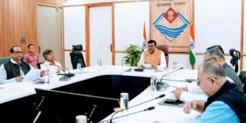 मुख्य सचिव ने की यूआईआईडीबी के प्रोजेक्ट्स की प्रगति की समीक्षा