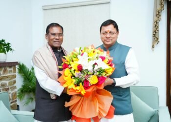 मुख्यमंत्री पुष्कर सिंह धामी से सांसद श्री फग्गन सिंह कुलस्ते ने की शिष्टाचार भेंट