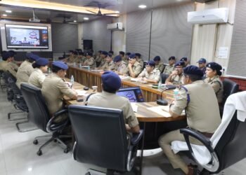 त्यौहारी सीजन के दौरान ज्वैलरी शॉप्स और फाइनेंशियल संस्थानों में चेकिंग व प्रभावी गश्त के दिये निर्देश