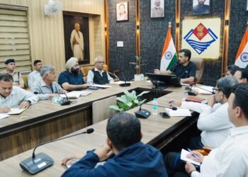 विधानसभा चुनाव-2027ः देहरादून में 23 अक्टूबर से ईवीएम की तकनीकी जांच, डीएम ने राजनीतिक दलों से मांगा सहयोग