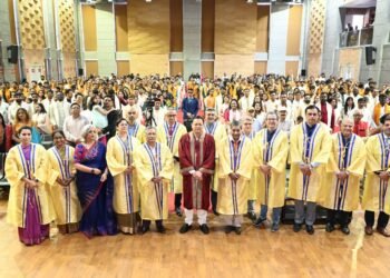 मुख्यमंत्री ने यूपीईएस के 24वें दीक्षांत समारोह में किया प्रतिभाग