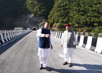 मुख्यमंत्री ने रुद्रप्रयाग में पुल-सुरंग परियोजना एवं संगम लाइब्रेरी का किया अवलोकन